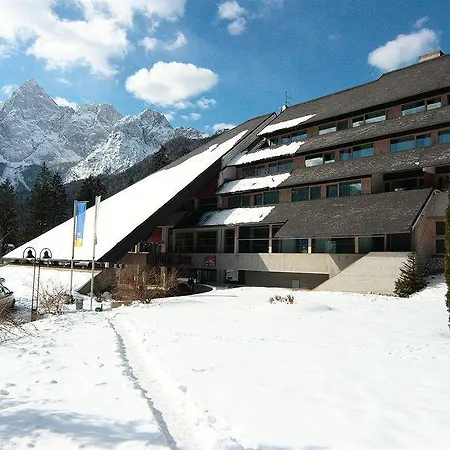 Spik Hotel 3*